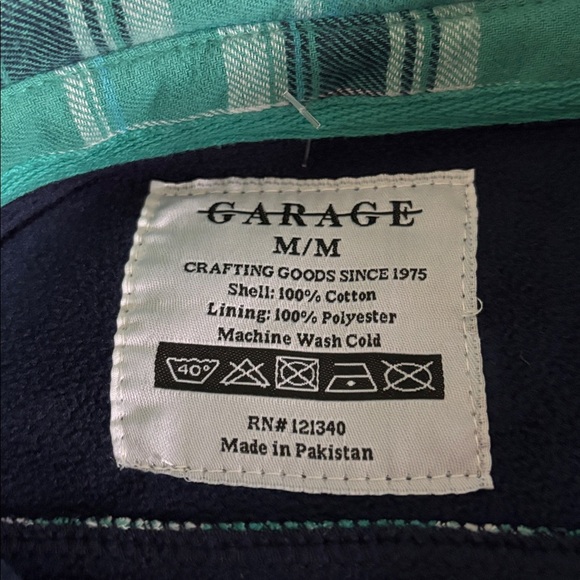 GARAGE Fleece Lined,plaid flannel shacket/top, hip pockets,snap up, heavy,warm - Picture 7 of 11